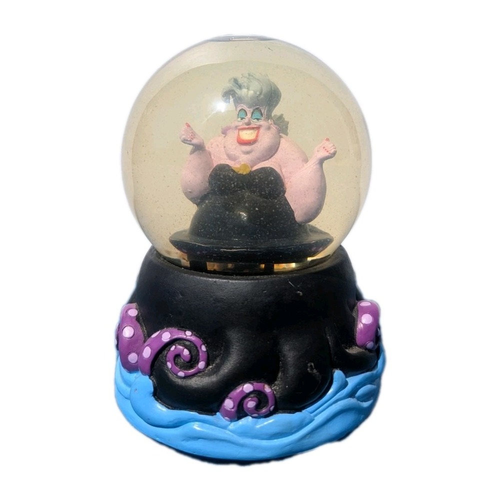 Disney Ursula Snow Globe Music Box Vintage KCare Collectible Rare Little Mermaid